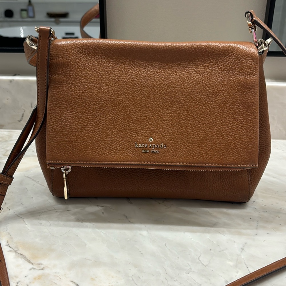Kate Spade New York Cognac leather purse crossbody